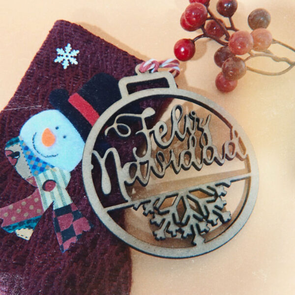 Bola de navidad personalizada básica - Imagen 10